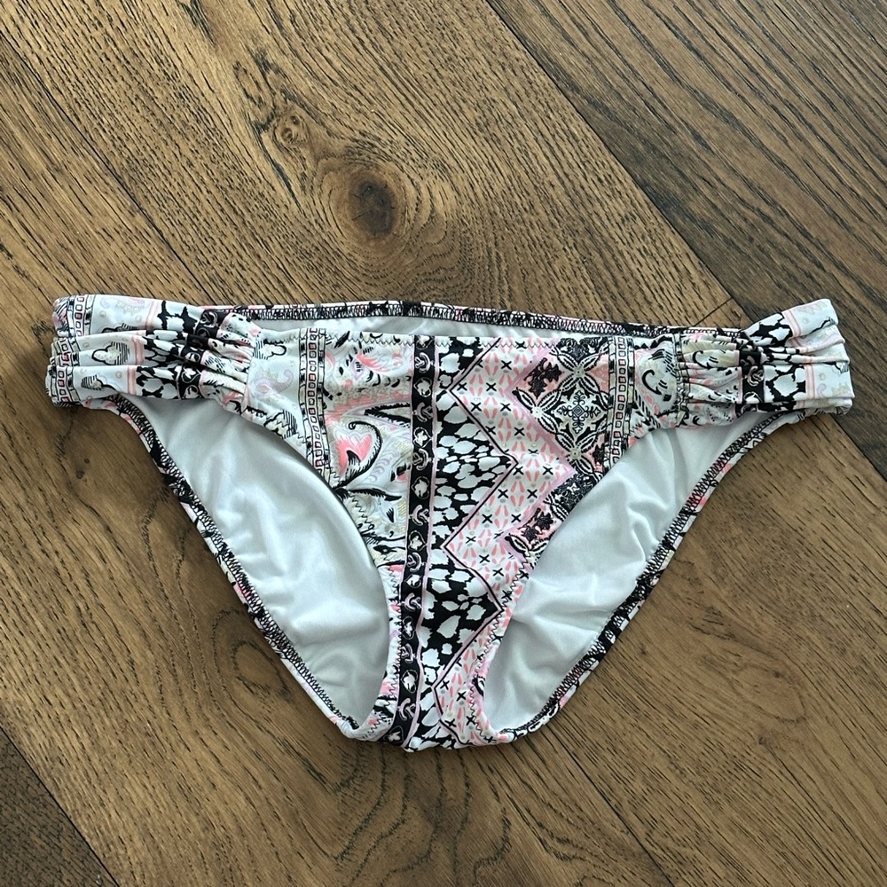 Victorias Secret size small Bikini Bottoms